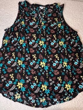 Sonoma flowy top size XL